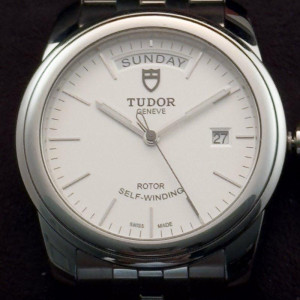 DATE - DAY NOS 39 MM